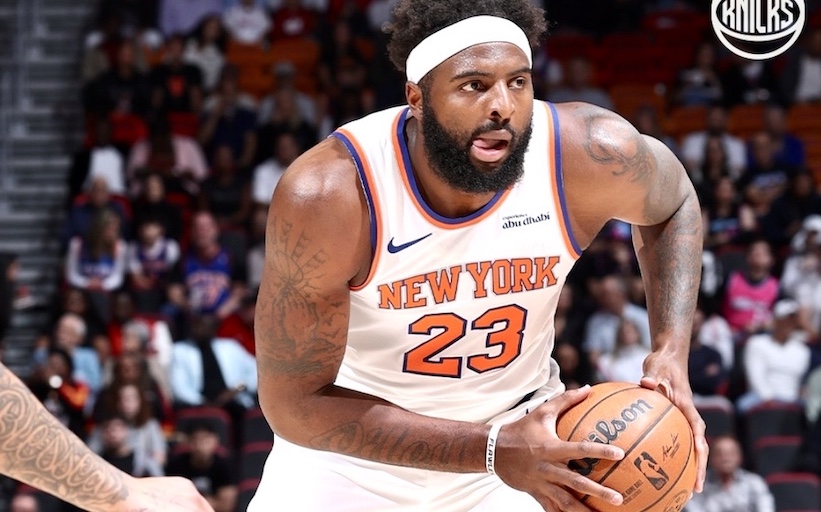 ニックス　ミッチェル・ロビンソン